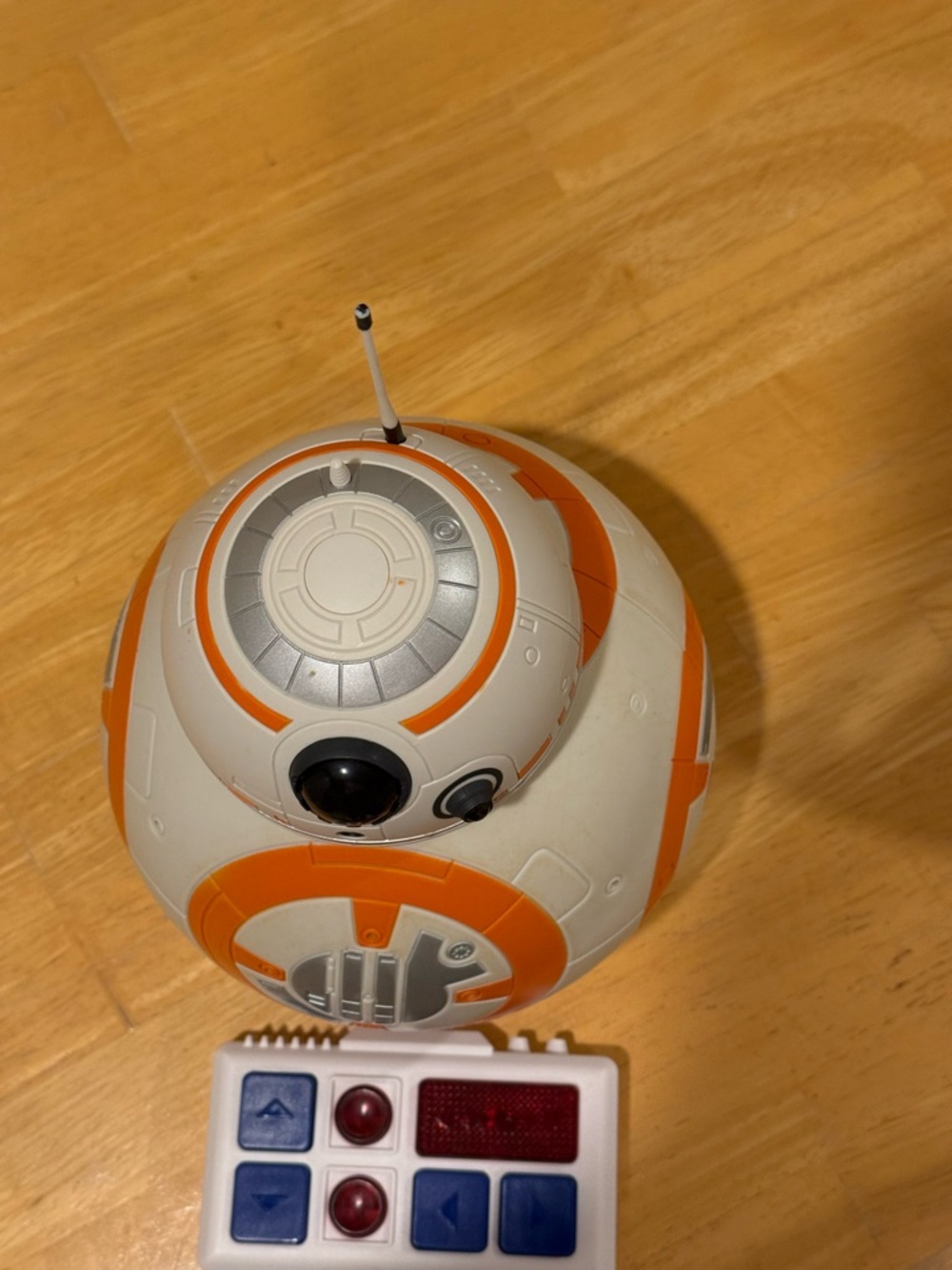 Custom Disney BB-8 Droid – Built at Disney Droid Depot Star Wars Galaxy’s Edge - Picture 10 of 14